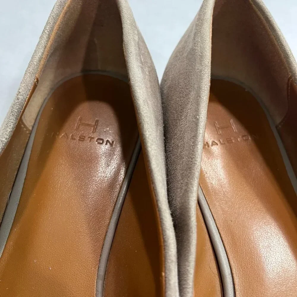 Halston Lynda Suede Ballet Flats Beige Size 7.5